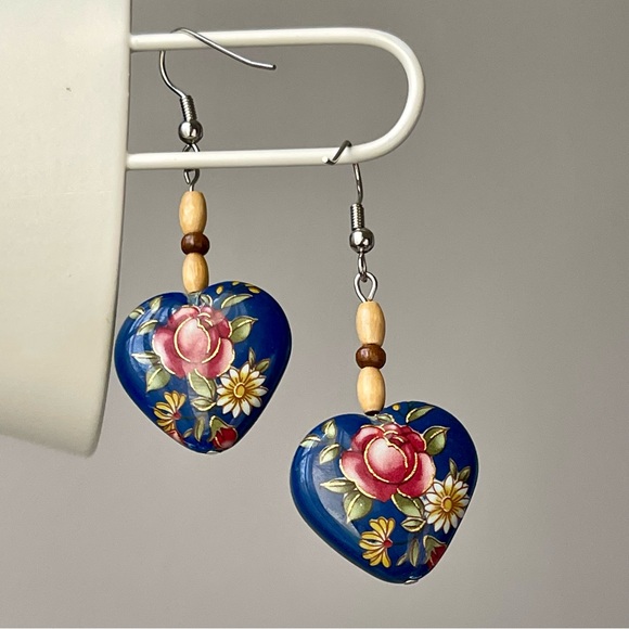 Blue Heart Floral Design Lightweight Drop Dangle Earrings Set - Picture 6 of 7